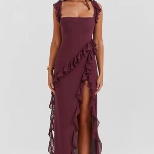 Elegant Burgundy Ruffle Dress - Ella Jade Belleza Dress Sz Small